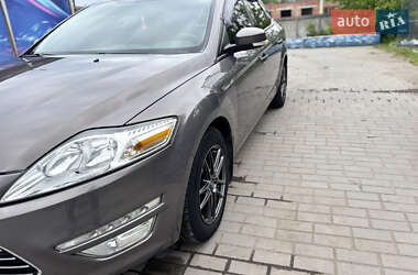 Седан Ford Mondeo 2012 в Охтирці