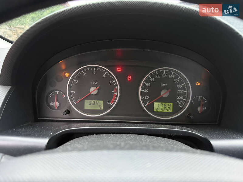 Седан Ford Mondeo 2002 в Коростене