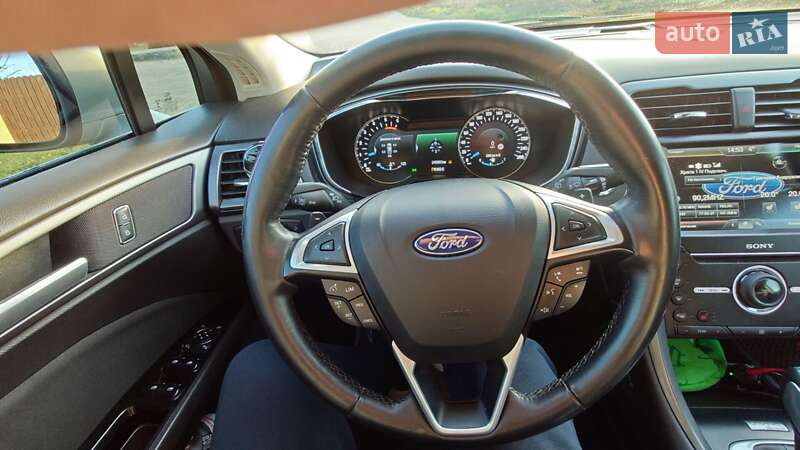 Універсал Ford Mondeo 2015 в Луцьку