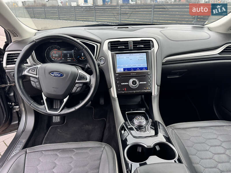 Ліфтбек Ford Mondeo 2020 в Мукачевому