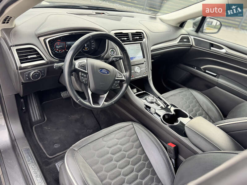 Ліфтбек Ford Mondeo 2020 в Мукачевому