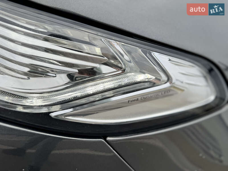 Ліфтбек Ford Mondeo 2020 в Мукачевому