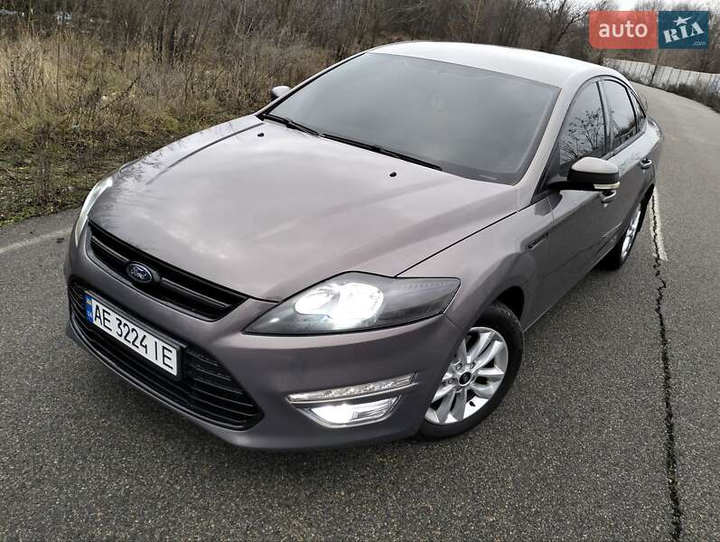 Седан Ford Mondeo 2012 в Днепре