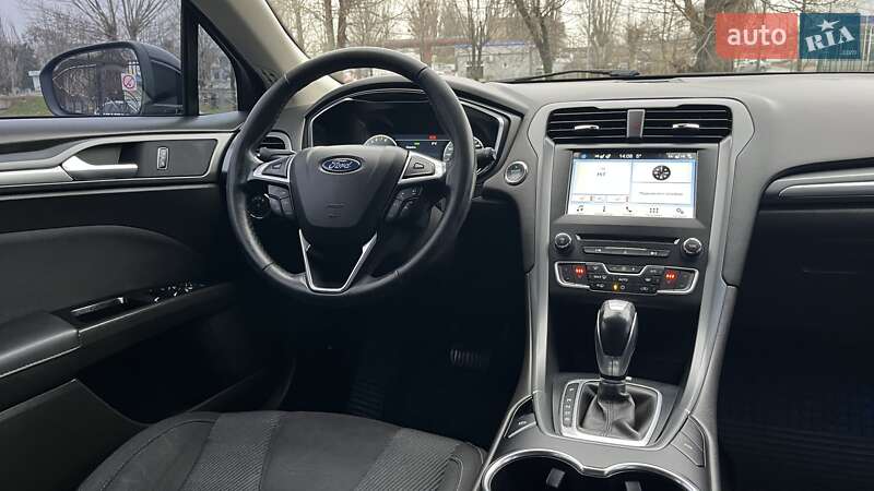 Лифтбек Ford Mondeo 2017 в Николаеве