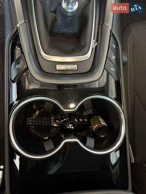 Лифтбек Ford Mondeo 2016 в Запорожье