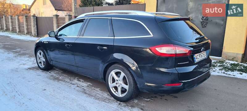 Универсал Ford Mondeo 2010 в Нововолынске