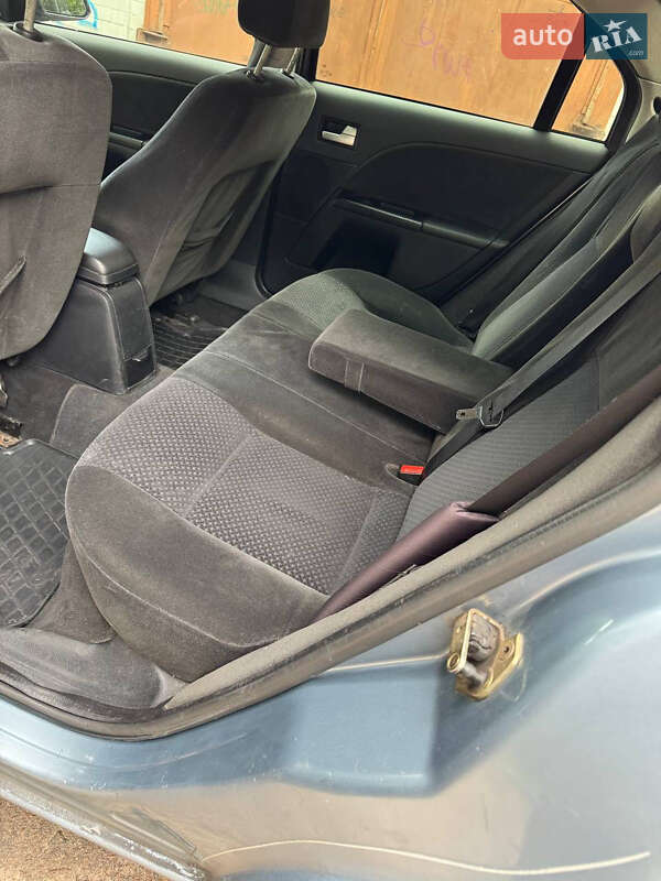 Седан Ford Mondeo 2001 в Чернигове