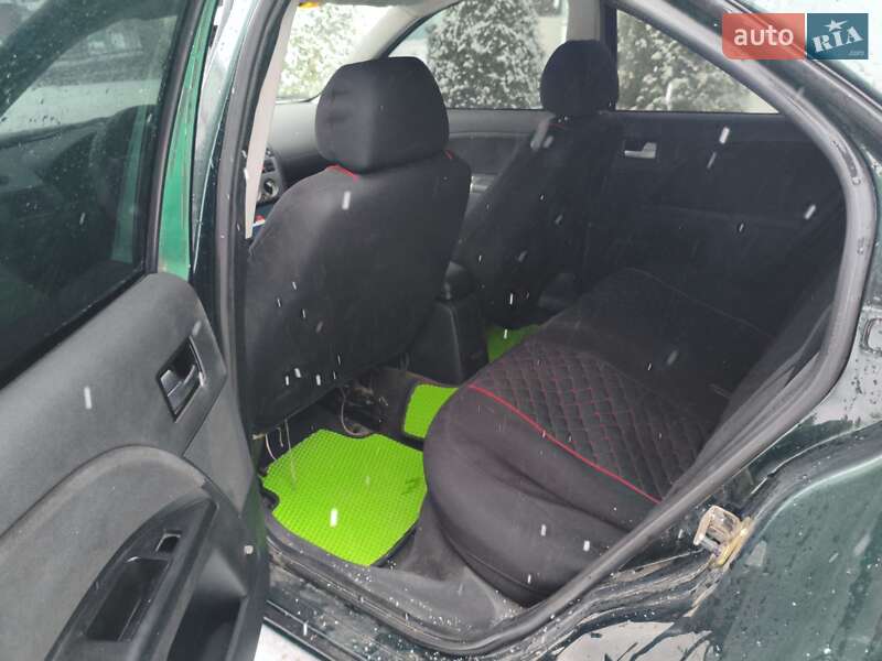 Ліфтбек Ford Mondeo 2001 в Калинівці