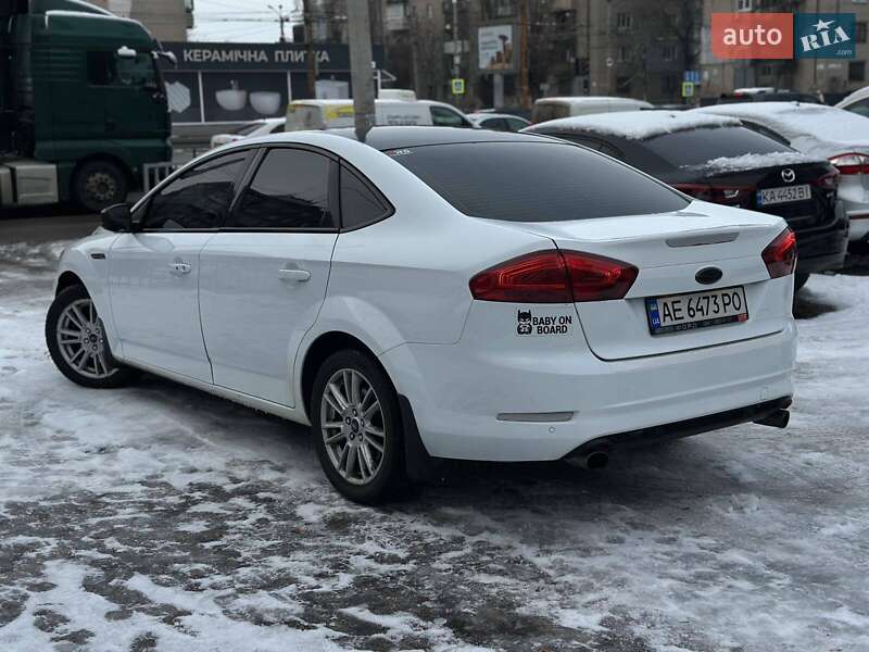 Седан Ford Mondeo 2011 в Дніпрі