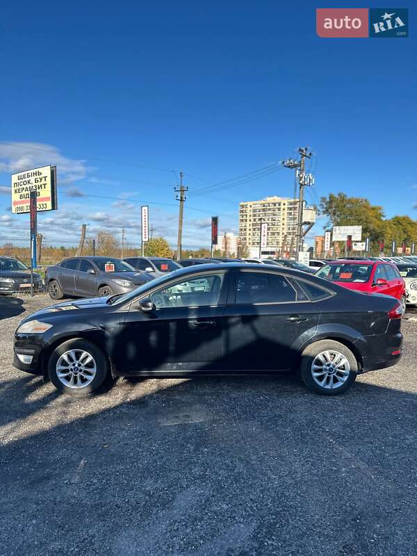 Седан Ford Mondeo 2011 в Белогородке