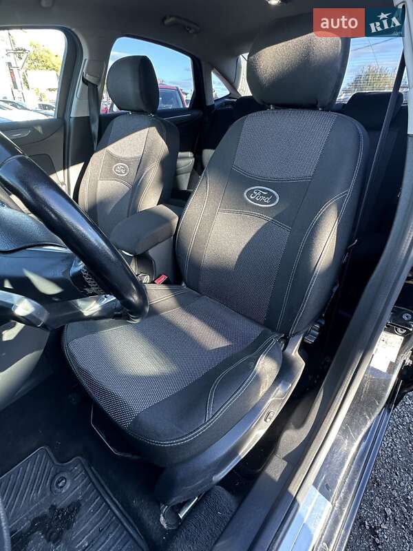 Седан Ford Mondeo 2011 в Белогородке