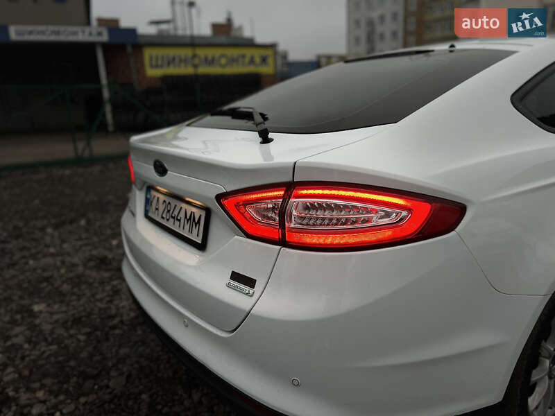 Седан Ford Mondeo 2017 в Миргороде