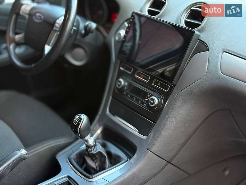 Лифтбек Ford Mondeo 2013 в Николаеве