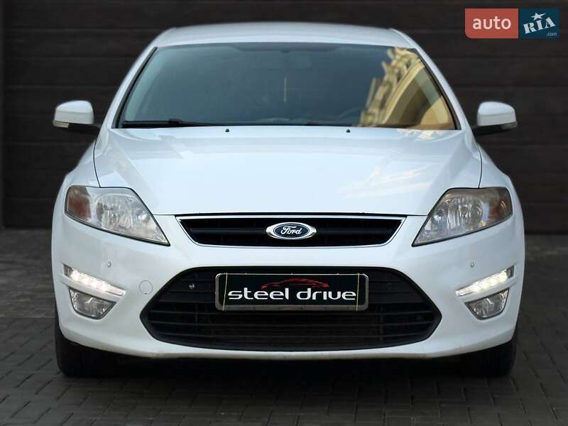 Ford Mondeo 2013 Ford Mondeo 2013