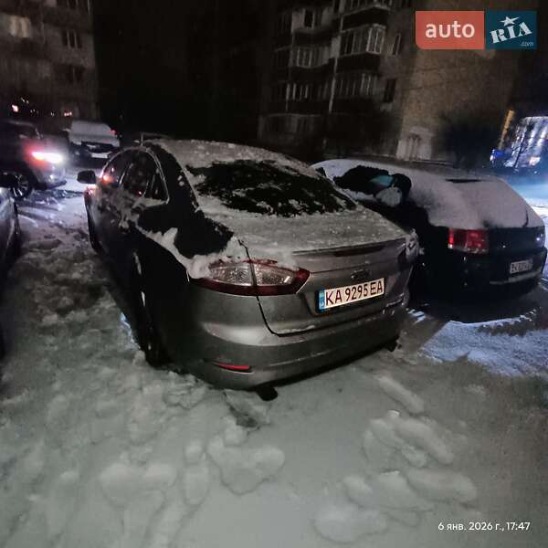 Седан Ford Mondeo 2011 в Киеве