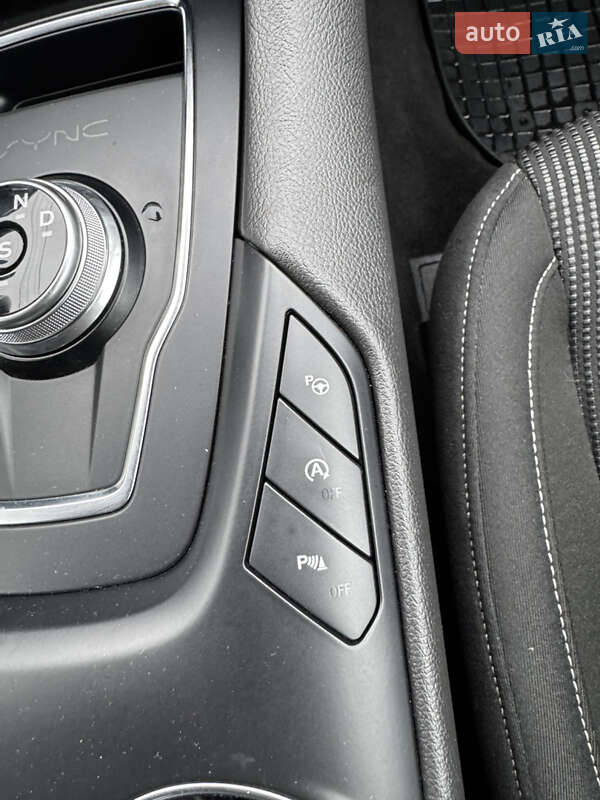 Лифтбек Ford Mondeo 2019 в Киеве