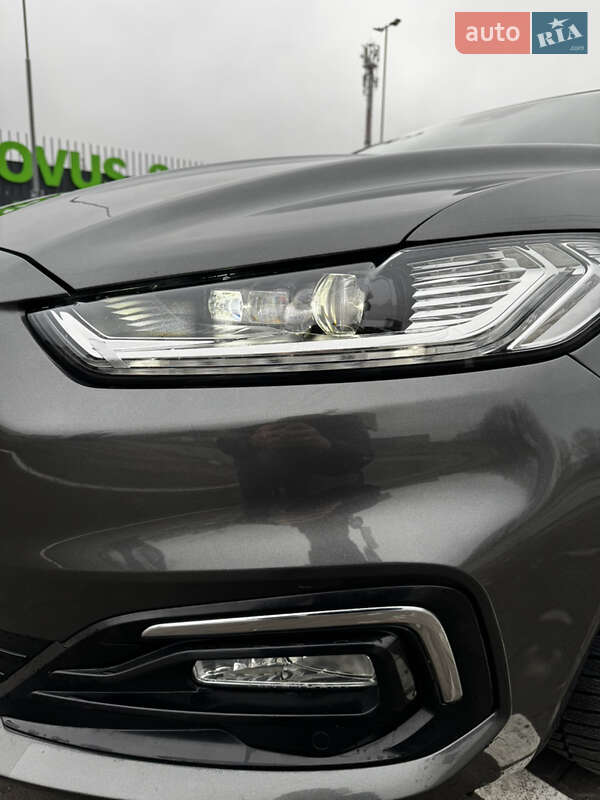 Лифтбек Ford Mondeo 2019 в Киеве