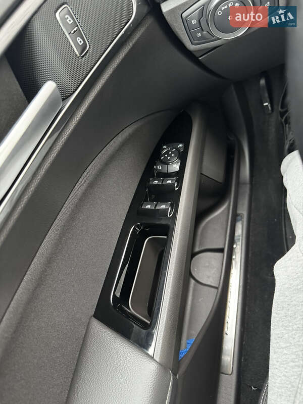 Лифтбек Ford Mondeo 2019 в Киеве