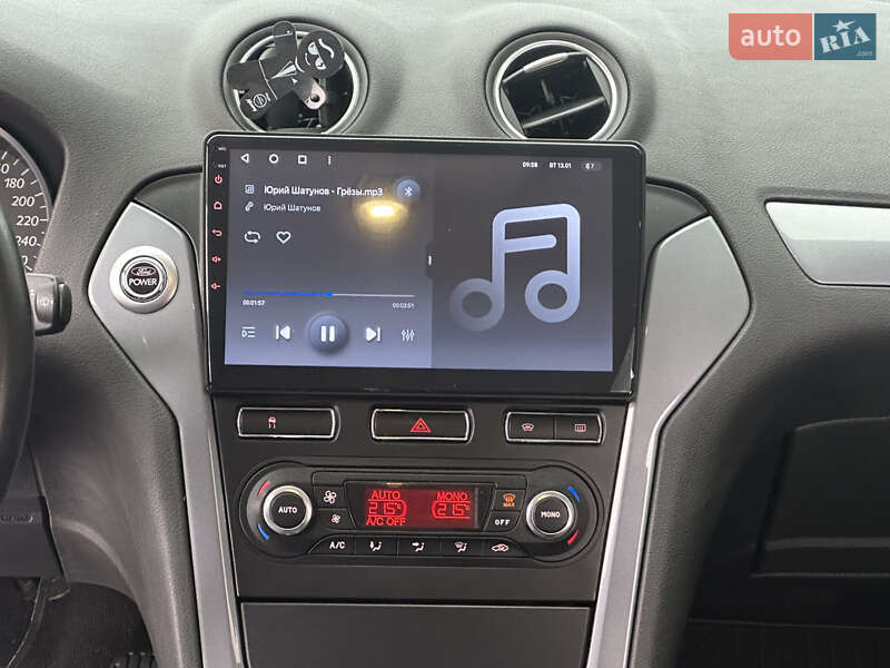 Седан Ford Mondeo 2012 в Мукачево