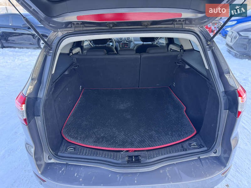 Универсал Ford Mondeo 2011 в Ивано-Франковске