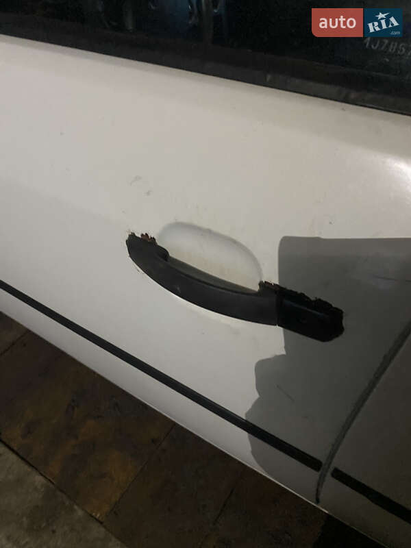 Лифтбек Ford Mondeo 2001 в Микулинцах