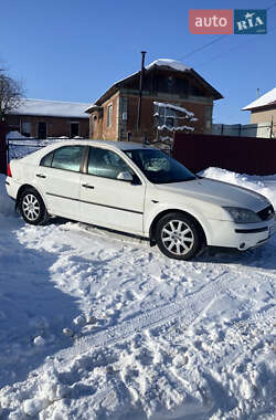 Лифтбек Ford Mondeo 2001 в Микулинцах