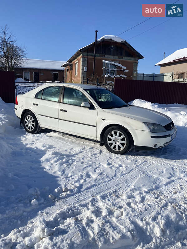 Лифтбек Ford Mondeo 2001 в Микулинцах