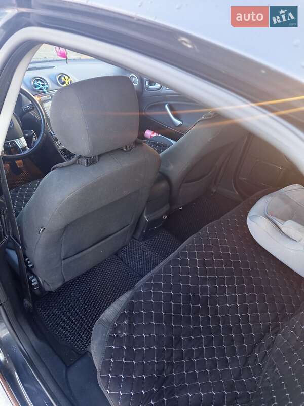 Лифтбек Ford Mondeo 2009 в Ивано-Франковске