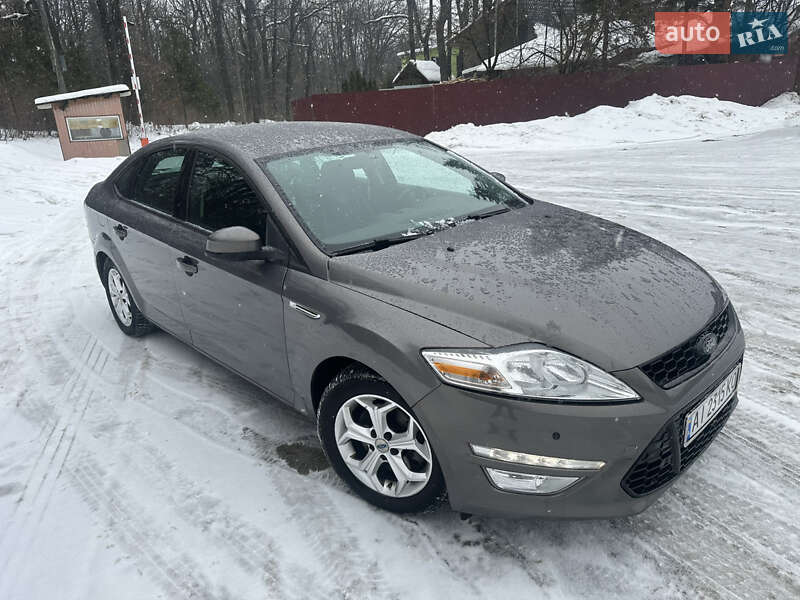 Ліфтбек Ford Mondeo 2013 в Трускавці