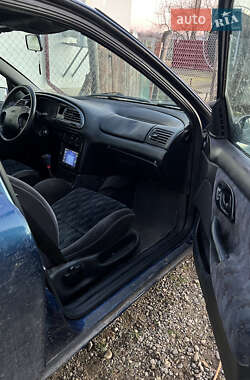 Седан Ford Mondeo 1993 в Черновцах