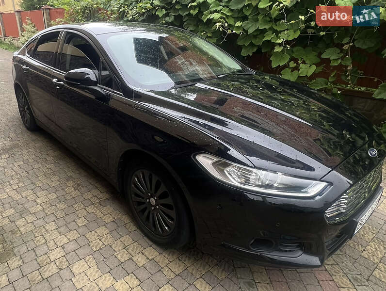 Ліфтбек Ford Mondeo 2015 в Стрию