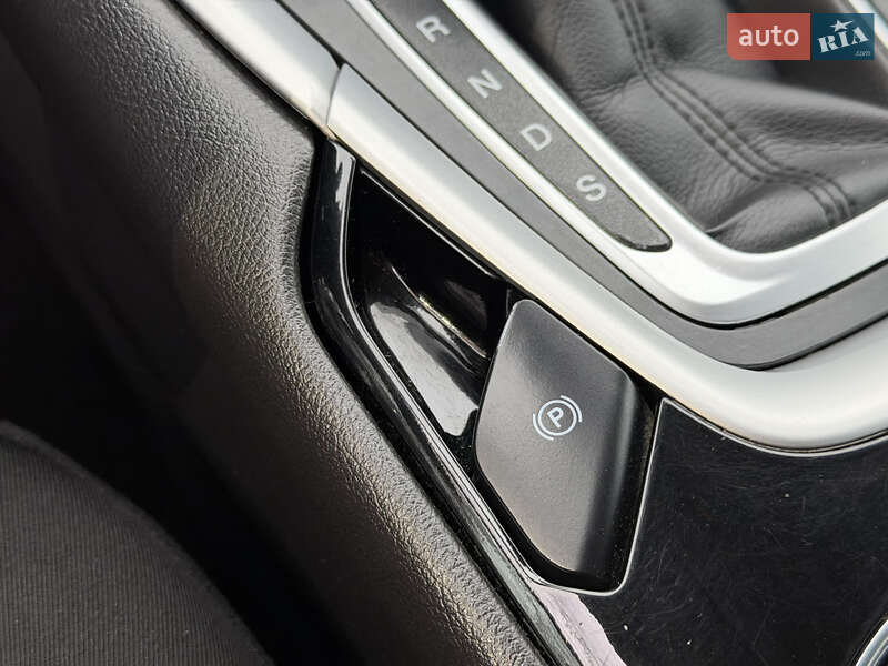 Лифтбек Ford Mondeo 2017 в Одессе