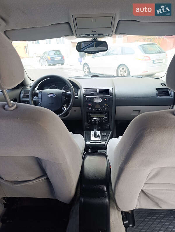 Лифтбек Ford Mondeo 2002 в Тернополе