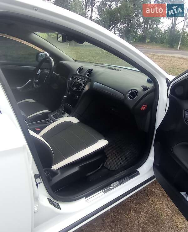 Седан Ford Mondeo 2012 в Дніпрі