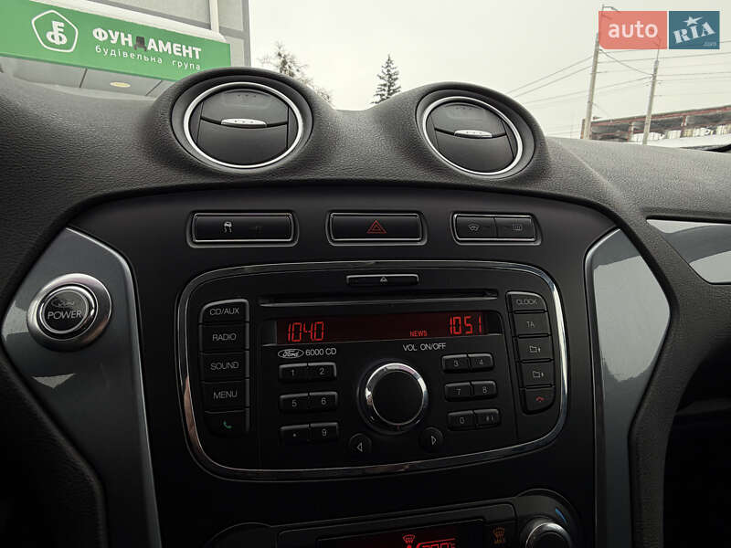 Седан Ford Mondeo 2010 в Киеве фото 46 Седан Ford Mondeo 2010 в Киеве