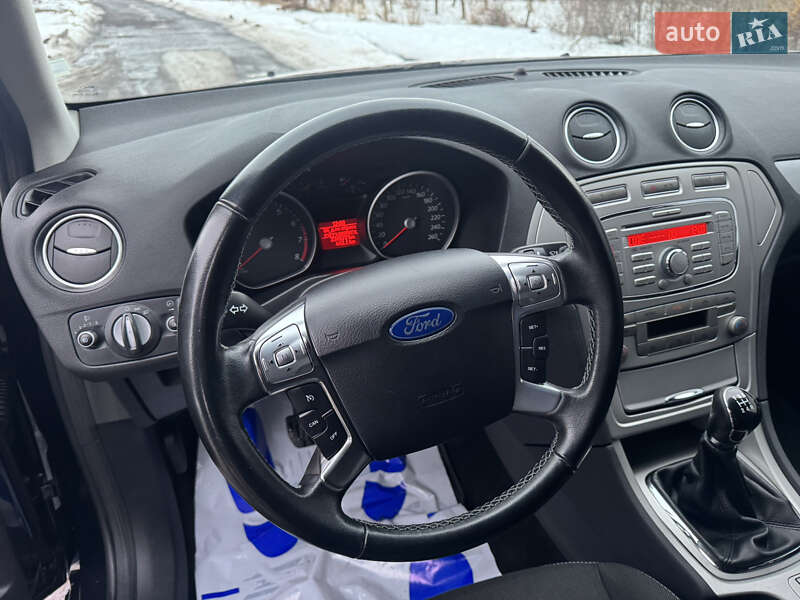 Универсал Ford Mondeo 2010 в Радивилове