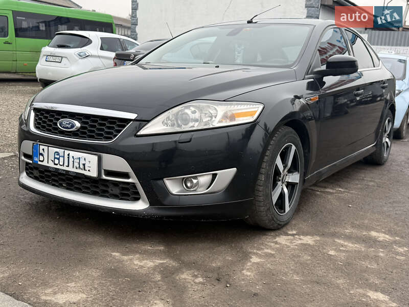 Ліфтбек Ford Mondeo 2010 в Береговому фото Ліфтбек Ford Mondeo 2010 в Береговому