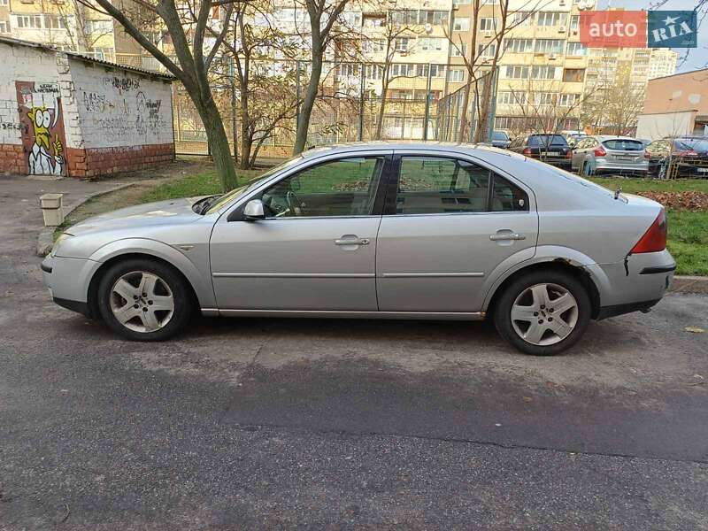 Седан Ford Mondeo 2005 в Киеве