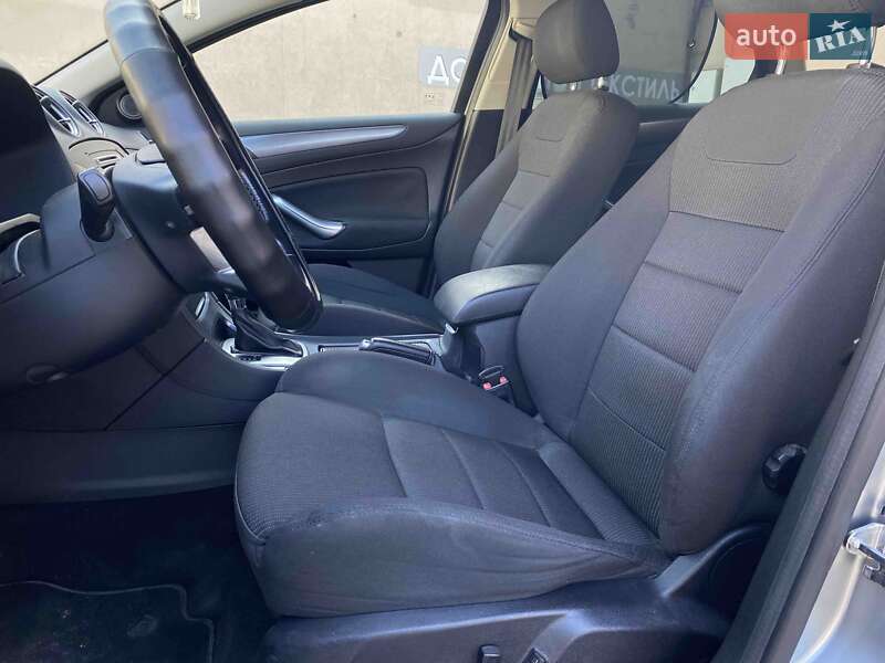 Універсал Ford Mondeo 2014 в Миколаєві