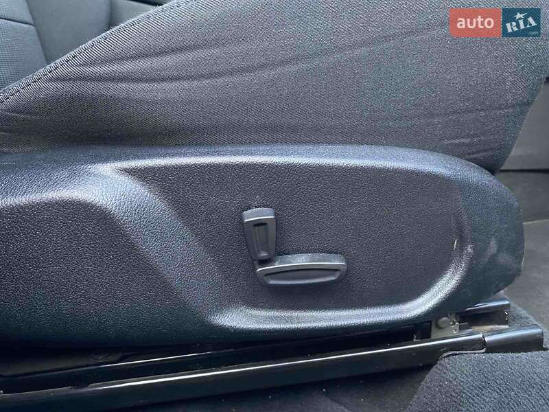 Універсал Ford Mondeo 2014 в Миколаєві