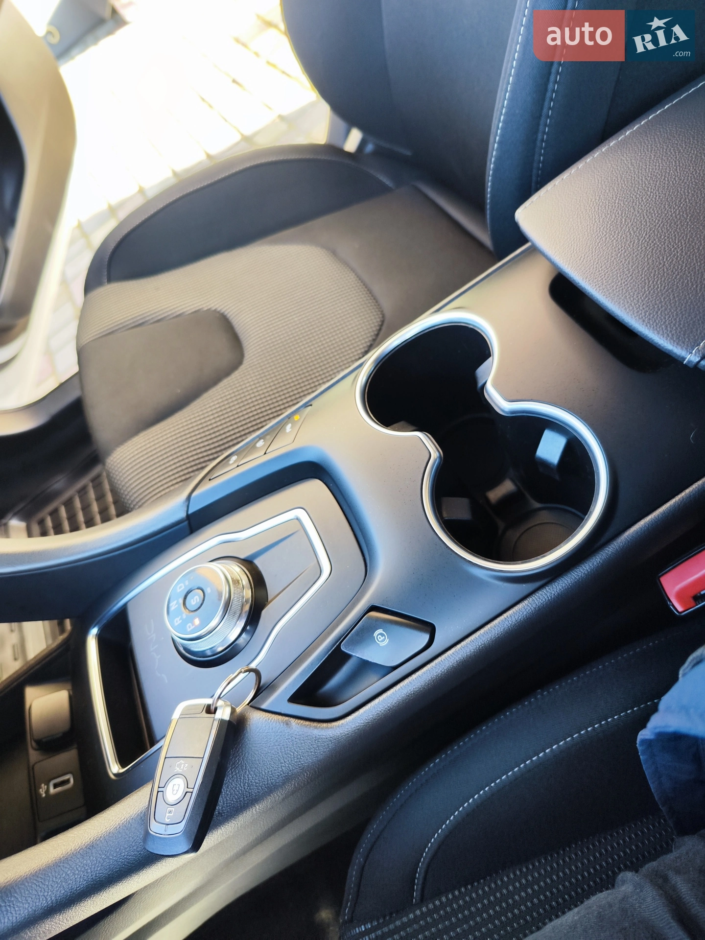 2020 Ford Mondeo - мініатюра 61
