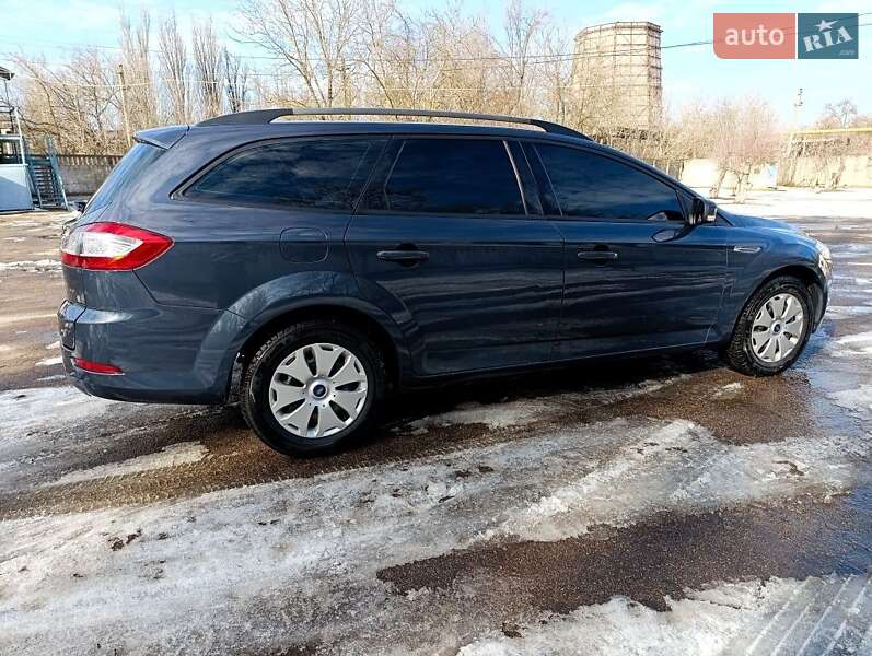 Універсал Ford Mondeo 2010 в Вільногірську
