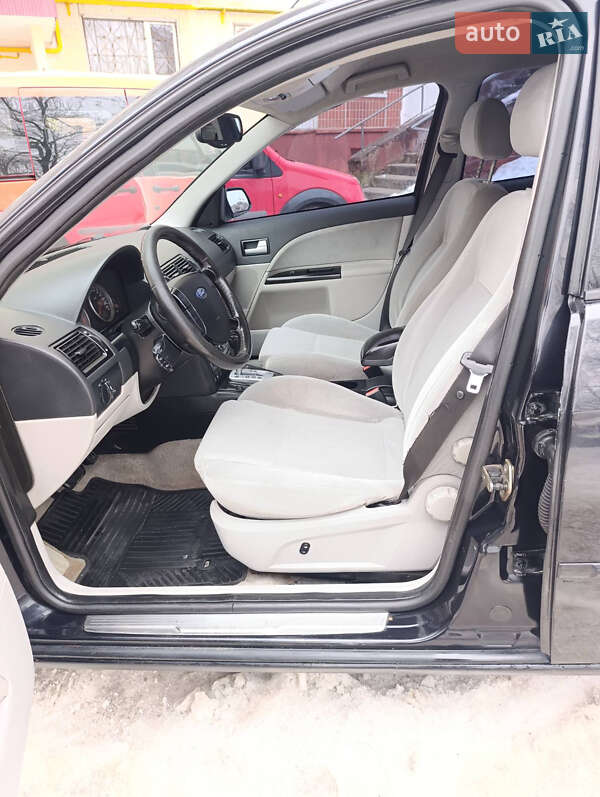 Ліфтбек Ford Mondeo 2002 в Тернополі