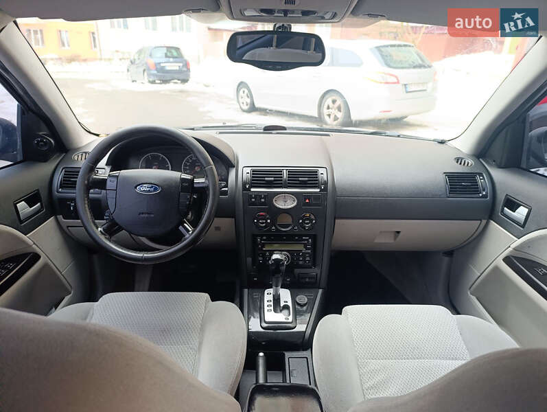 Ліфтбек Ford Mondeo 2002 в Тернополі