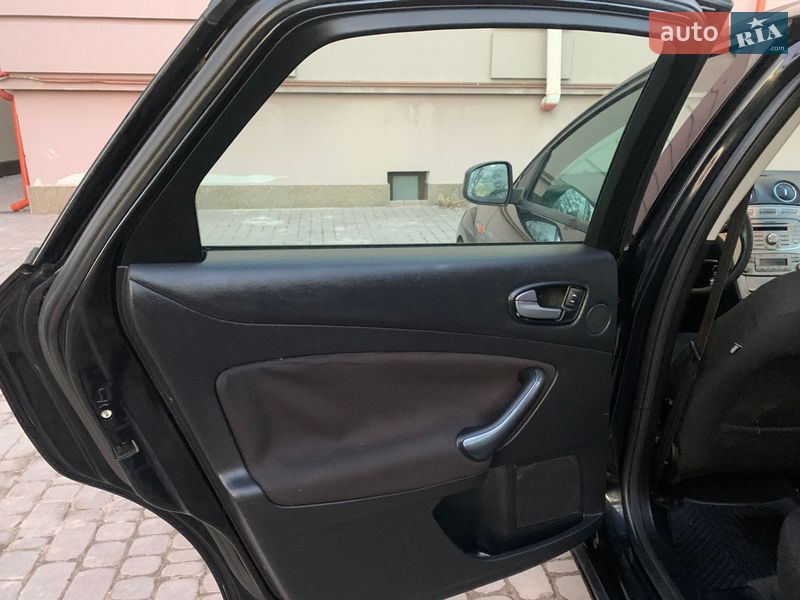 Лифтбек Ford Mondeo 2010 в Шепетовке