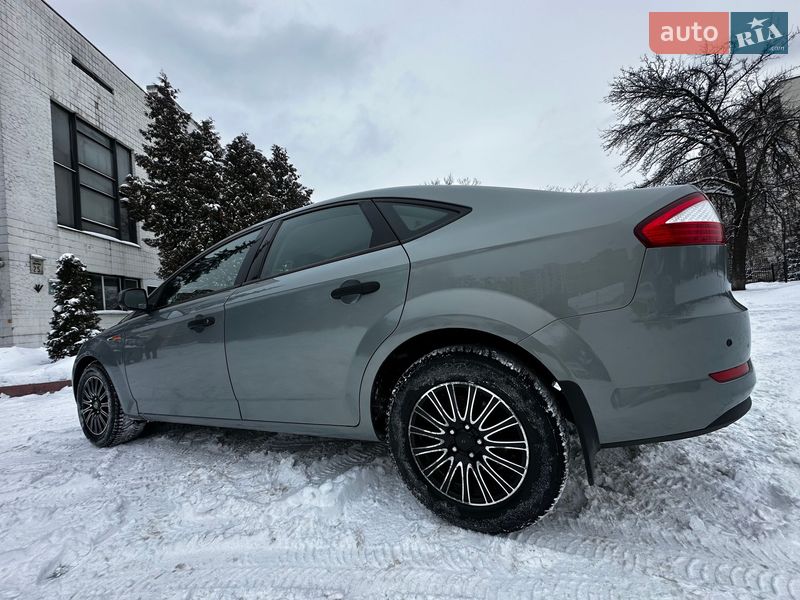 Седан Ford Mondeo 2007 в Києві