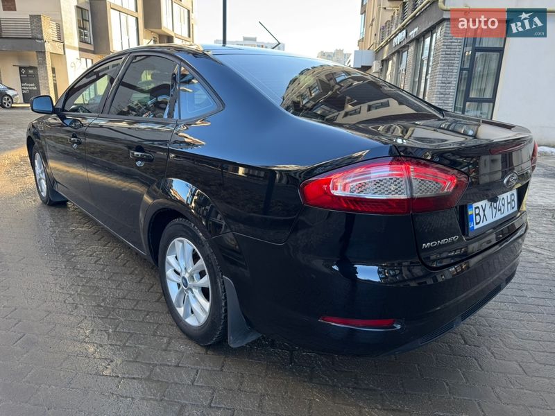 Седан Ford Mondeo 2011 в Хмельницком