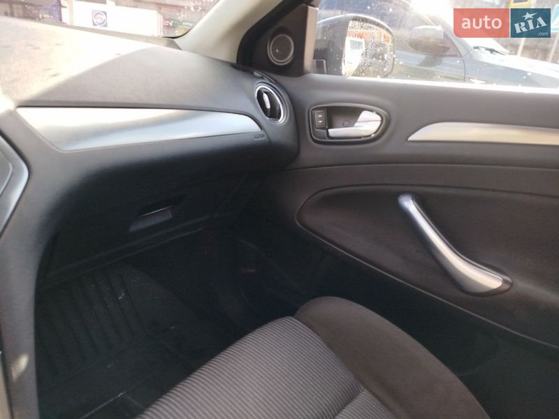 Лифтбек Ford Mondeo 2008 в Запорожье