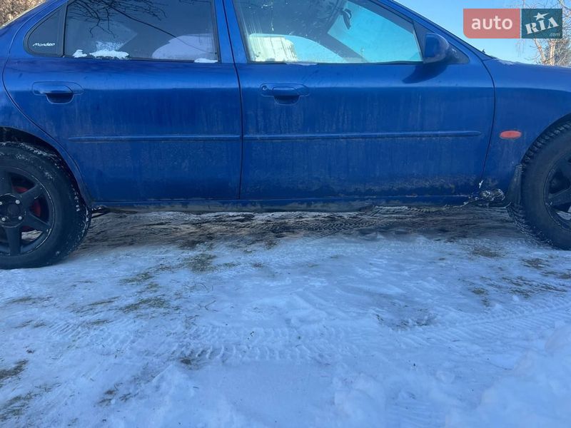 Седан Ford Mondeo 1997 в Черновцах