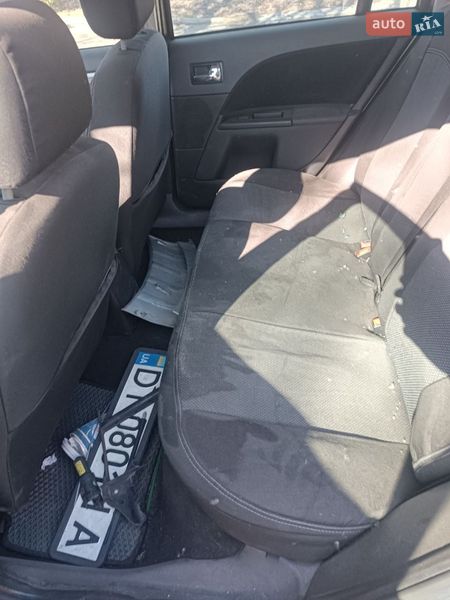 Седан Ford Mondeo 2006 в Днепре